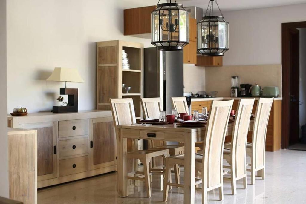 Tolgay Living Villas Семиньяк Экстерьер фото