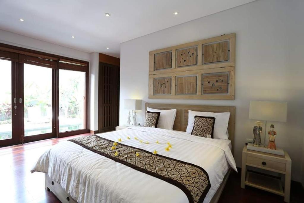 Tolgay Living Villas Семиньяк Экстерьер фото